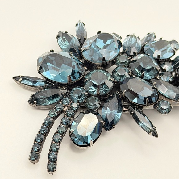Jennifer Behr Teal Crystal Floral Hair Clip main image 5